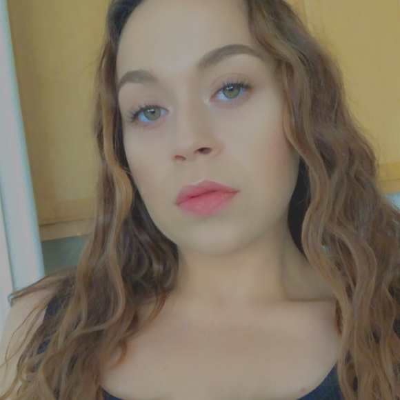 adrianna_keller
